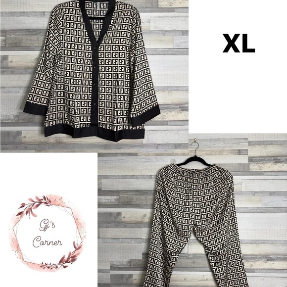 Patterned Pajama Set - Picture 3 of 4